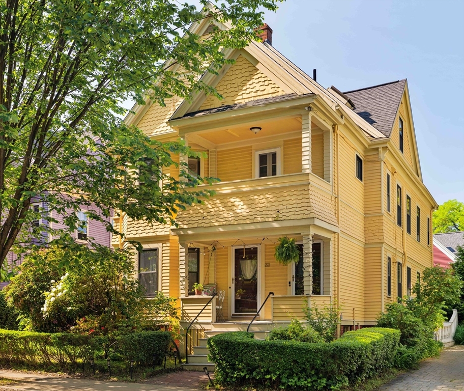 31 Kidder Avenue, Somerville, Massachusetts, 4 Bedrooms Bedrooms, 7 Rooms Rooms,2 BathroomsBathrooms,Residential,For Sale,Kidder Avenue,73385675