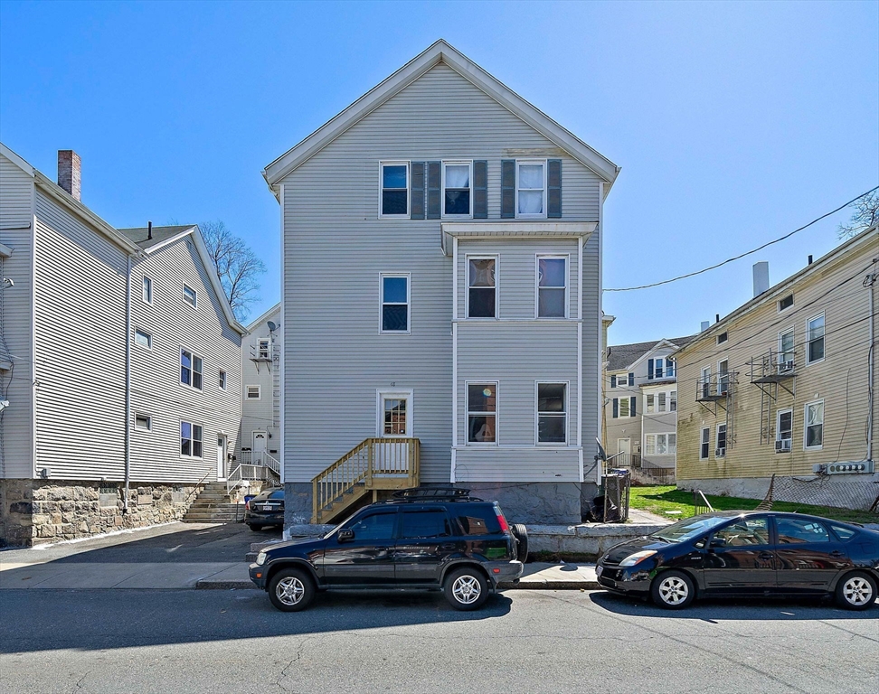 48 Rocliffe Street, Fall River, Massachusetts, 9 Bedrooms Bedrooms, 15 Rooms Rooms,3 BathroomsBathrooms,Residential Income,For Sale,Rocliffe Street,73385820