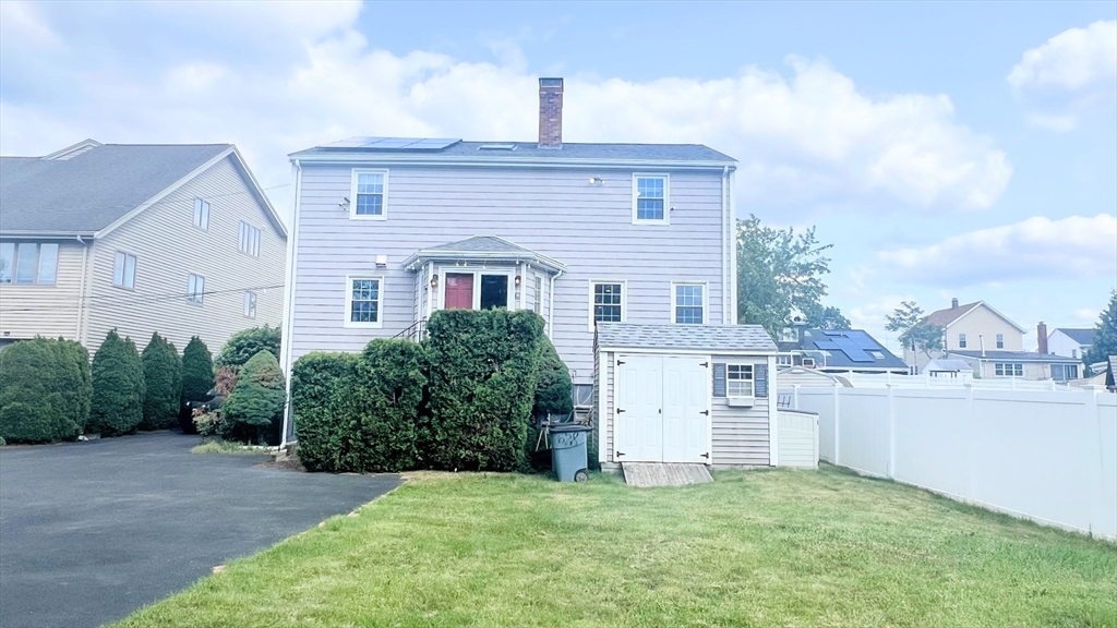 628 Malden St, Revere, Massachusetts, 3 Bedrooms Bedrooms, 7 Rooms Rooms,2.5 BathroomsBathrooms,Residential,For Sale,Malden St,73385958