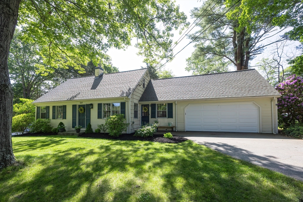 564 Pike Ave, Attleboro, Massachusetts, 3 Bedrooms Bedrooms, 7 Rooms Rooms,1.5 BathroomsBathrooms,Residential,For Sale,Pike Ave,73386020
