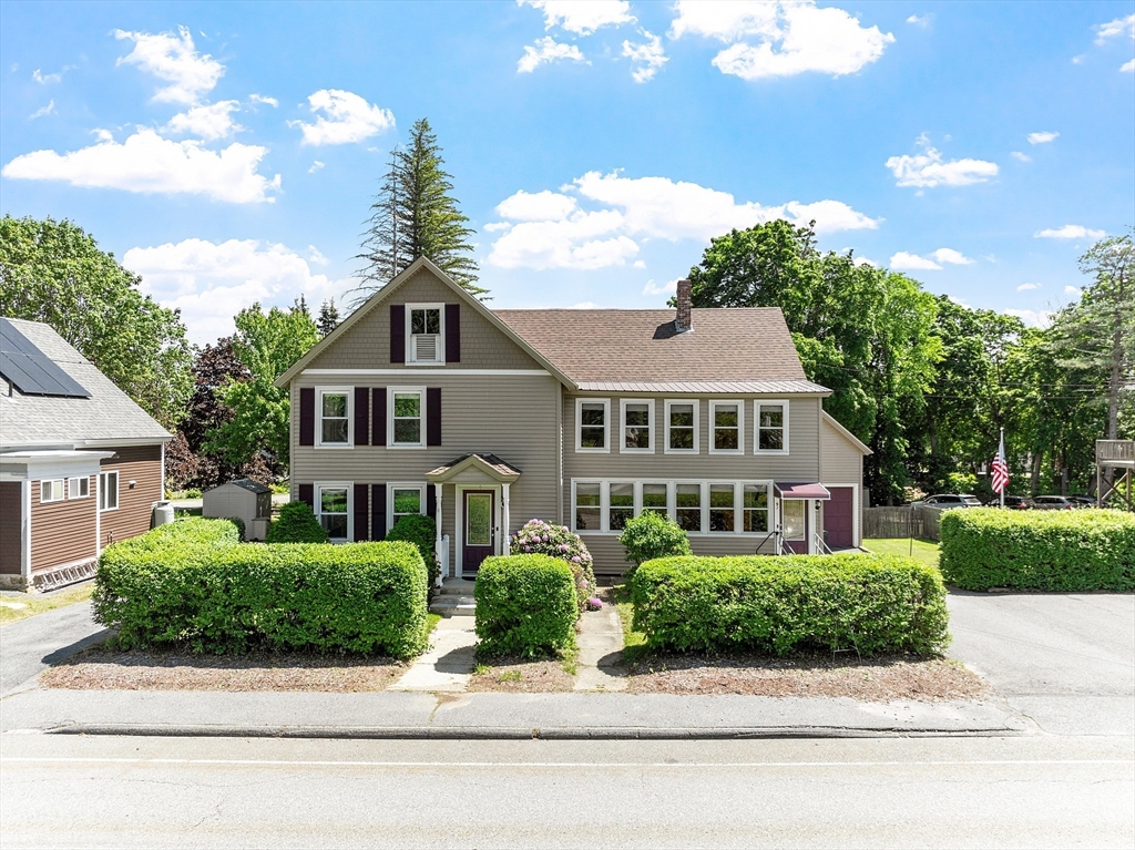 93 School St., Winchendon, Massachusetts, 4 Bedrooms Bedrooms, 10 Rooms Rooms,2 BathroomsBathrooms,Residential Income,For Sale,School St.,73376499
