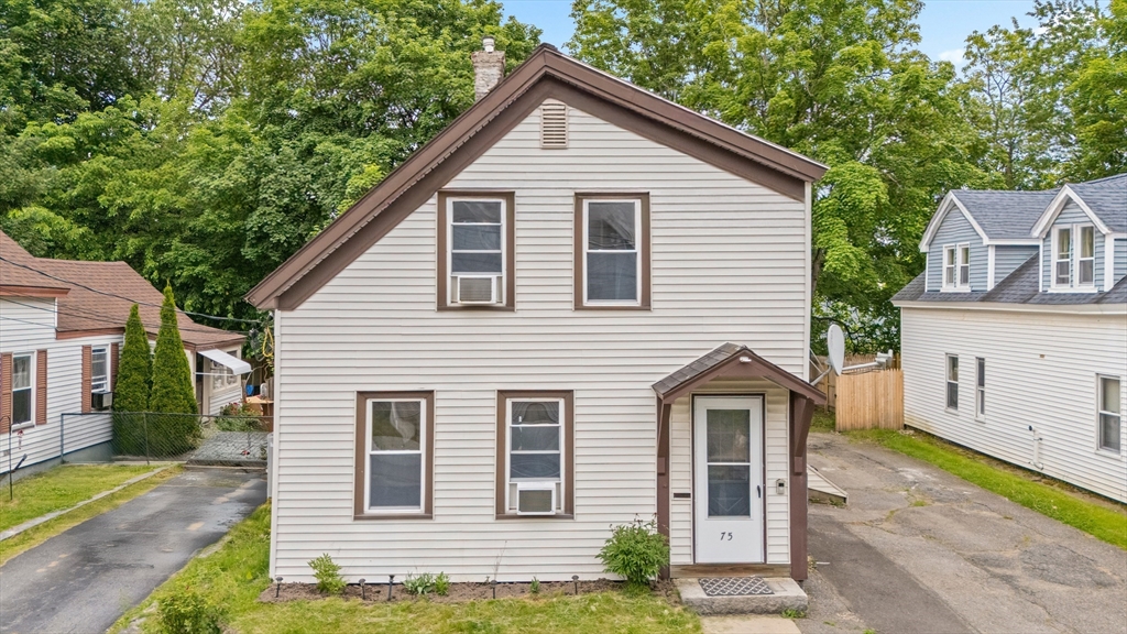 75 Snow Street, Fitchburg, Massachusetts, 4 Bedrooms Bedrooms, 9 Rooms Rooms,2 BathroomsBathrooms,Residential,For Sale,Snow Street,73386300