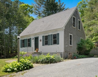 20 Jones Rd, Mashpee, Massachusetts, 3 Bedrooms Bedrooms, 6 Rooms Rooms,2 BathroomsBathrooms,Residential,For Sale,Jones Rd,73386324