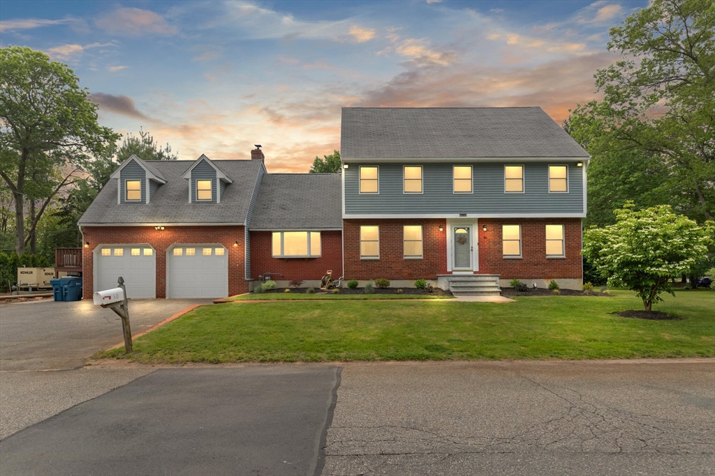 50 New Jersey Rd, Tewksbury, Massachusetts, 4 Bedrooms Bedrooms, 7 Rooms Rooms,3.5 BathroomsBathrooms,Residential,For Sale,New Jersey Rd,73386029