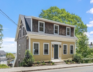 65 Granite St, Rockport, Massachusetts, 4 Bedrooms Bedrooms, 8 Rooms Rooms,4 BathroomsBathrooms,Residential,For Sale,Granite St,73386236
