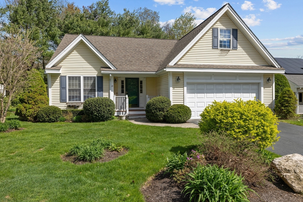 33 Wildwood Dr, Southborough, Massachusetts, 2 Bedrooms Bedrooms, 5 Rooms Rooms,2.5 BathroomsBathrooms,Residential,For Sale,Wildwood Dr,73386357