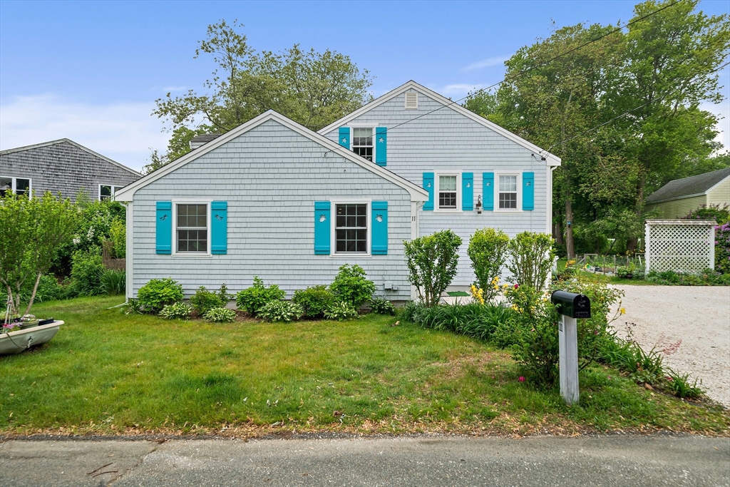 11 Brunswick St., Marshfield, Massachusetts, 3 Bedrooms Bedrooms, 8 Rooms Rooms,2 BathroomsBathrooms,Residential,For Sale,Brunswick St.,73386425