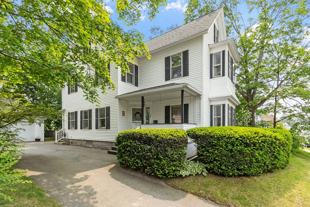 20 Walden Street, Lowell, Massachusetts, 4 Bedrooms Bedrooms, 9 Rooms Rooms,2.5 BathroomsBathrooms,Residential,For Sale,Walden Street,73386490