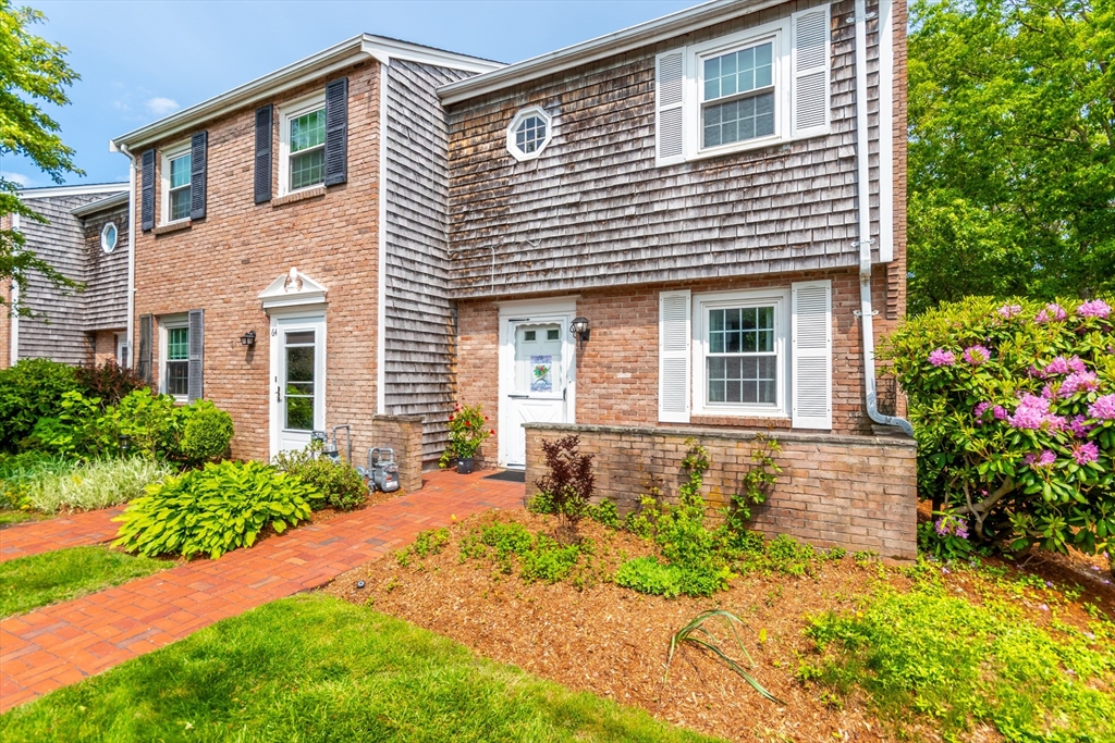 66 Captain Cook Ln, Barnstable, Massachusetts, 2 Bedrooms Bedrooms, 4 Rooms Rooms,1.5 BathroomsBathrooms,Residential,For Sale,Captain Cook Ln,73386506