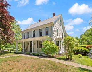 240 Canton St, Westwood, Massachusetts, 4 Bedrooms Bedrooms, 11 Rooms Rooms,3.5 BathroomsBathrooms,Residential,For Sale,Canton St,73386566