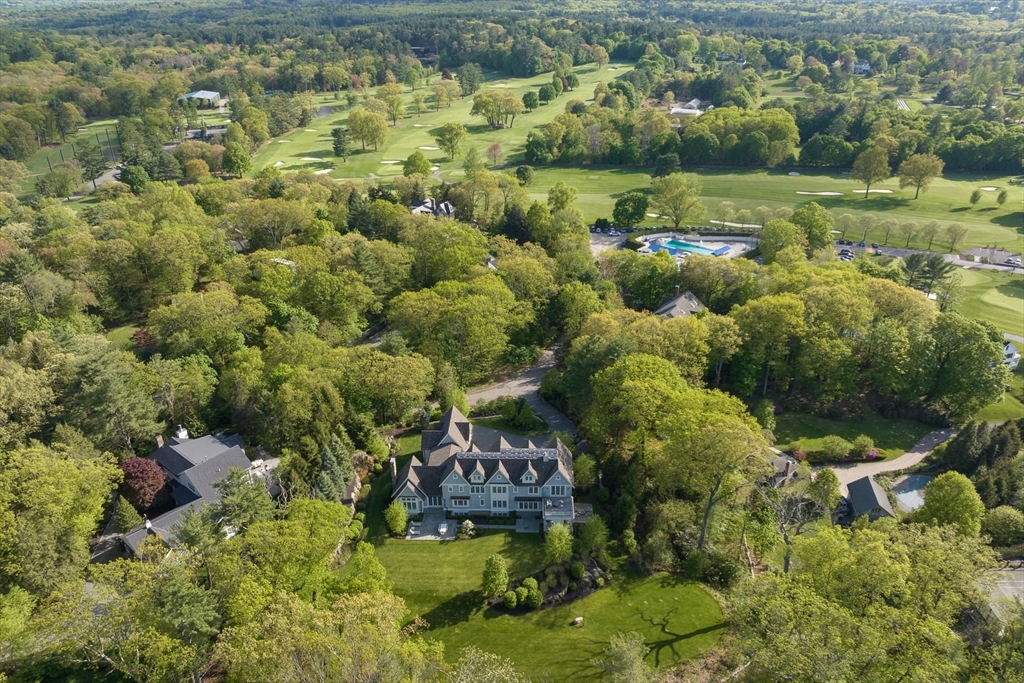 8 Hidden Road, Weston, Massachusetts, 5 Bedrooms Bedrooms, 12 Rooms Rooms,6 BathroomsBathrooms,Residential,For Sale,Hidden Road,73386612