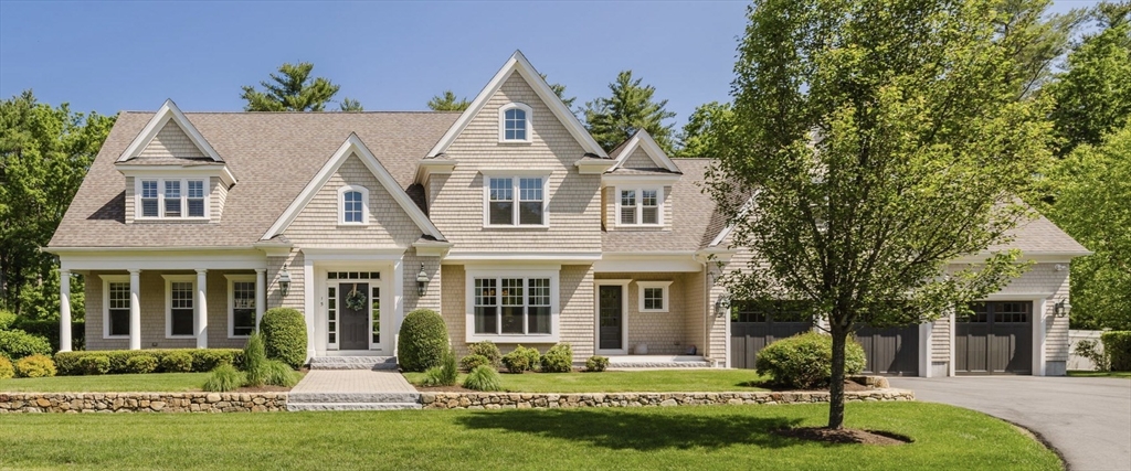 15 Victory Ln, Easton, Massachusetts, 5 Bedrooms Bedrooms, 10 Rooms Rooms,4 BathroomsBathrooms,Residential,For Sale,Victory Ln,73386784
