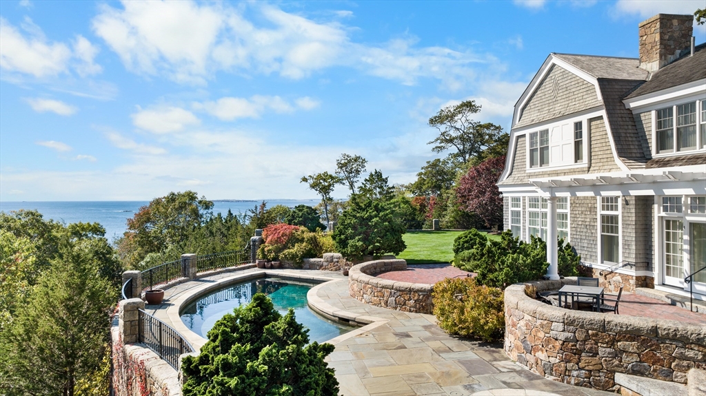 239 Summer, Manchester, Massachusetts, 5 Bedrooms Bedrooms, 14 Rooms Rooms,5 BathroomsBathrooms,Residential,For Sale,Summer,73386848