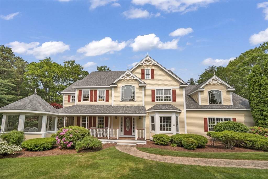 32 Bulkley Road, Sudbury, Massachusetts, 4 Bedrooms Bedrooms, 12 Rooms Rooms,4 BathroomsBathrooms,Residential,For Sale,Bulkley Road,73386827