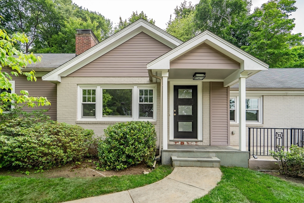 20 Lila, Boston, Massachusetts, 4 Bedrooms Bedrooms, 8 Rooms Rooms,3 BathroomsBathrooms,Residential,For Sale,Lila,73386923
