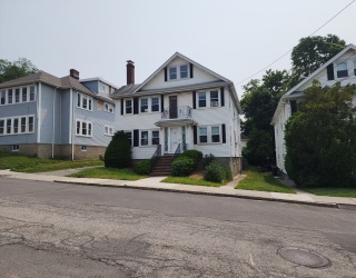 235 Common St, Watertown, Massachusetts, 6 Bedrooms Bedrooms, 12 Rooms Rooms,2 BathroomsBathrooms,Residential Income,For Sale,Common St,73387002