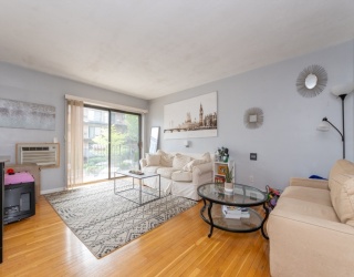 5 Linda Ln, Boston, Massachusetts, 2 Bedrooms Bedrooms, 4 Rooms Rooms,1 BathroomBathrooms,Residential,For Sale,Linda Ln,73387082