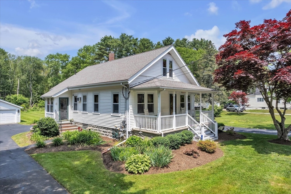 20 Forest, Dighton, Massachusetts, 4 Bedrooms Bedrooms, 7 Rooms Rooms,1 BathroomBathrooms,Residential,For Sale,Forest,73386991