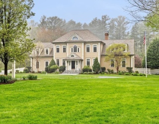 92 South St, Norwell, Massachusetts, 5 Bedrooms Bedrooms, 11 Rooms Rooms,5 BathroomsBathrooms,Residential,For Sale,South St,73387140