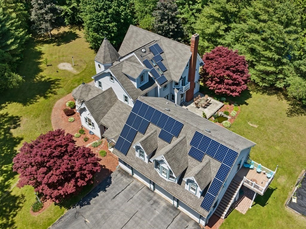 4 Whitetail Run, Auburn, Massachusetts, 7 Bedrooms Bedrooms, 14 Rooms Rooms,5 BathroomsBathrooms,Residential,For Sale,Whitetail Run,73387094