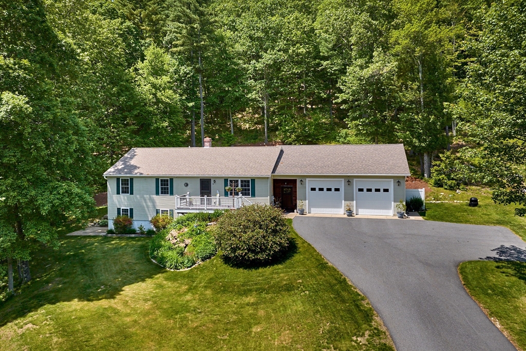 43 Ridge Rd, Erving, Massachusetts, 3 Bedrooms Bedrooms, 5 Rooms Rooms,3 BathroomsBathrooms,Residential,For Sale,Ridge Rd,73386969