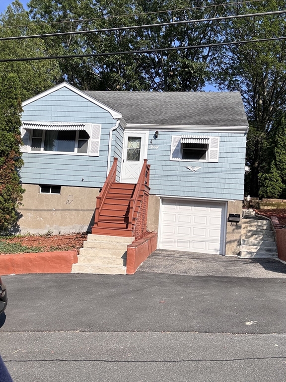 30 Bonavesta, Lynn, Massachusetts, 3 Bedrooms Bedrooms, 6 Rooms Rooms,1 BathroomBathrooms,Residential,For Sale,Bonavesta,73387158