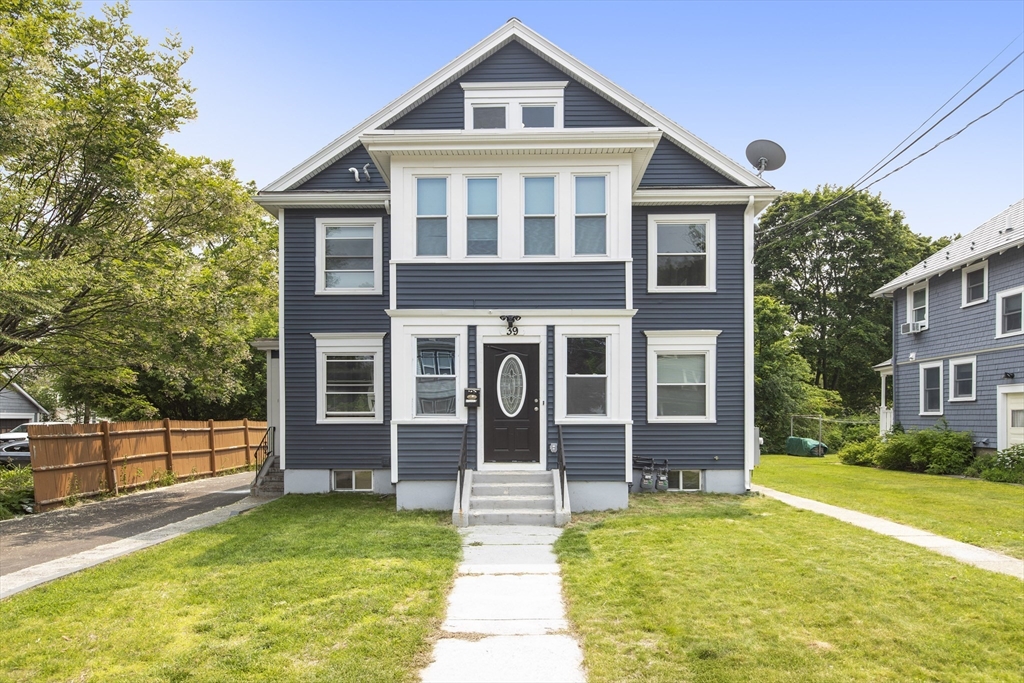 39 Pond St, Framingham, Massachusetts, 8 Bedrooms Bedrooms, 15 Rooms Rooms,4 BathroomsBathrooms,Residential Income,For Sale,Pond St,73387270