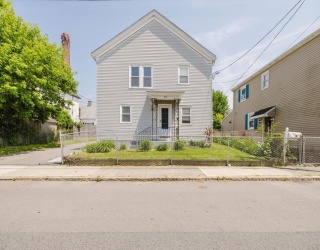 20 Wilcox St, Fall River, Massachusetts, 5 Bedrooms Bedrooms, 10 Rooms Rooms,2 BathroomsBathrooms,Residential Income,For Sale,Wilcox St,73387311