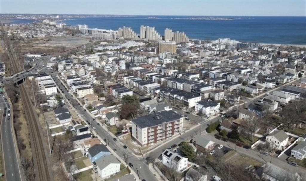 10 Franklin Ave, Revere, Massachusetts, 2 Bedrooms Bedrooms, 4 Rooms Rooms,1 BathroomBathrooms,Residential,For Sale,Franklin Ave,73387538