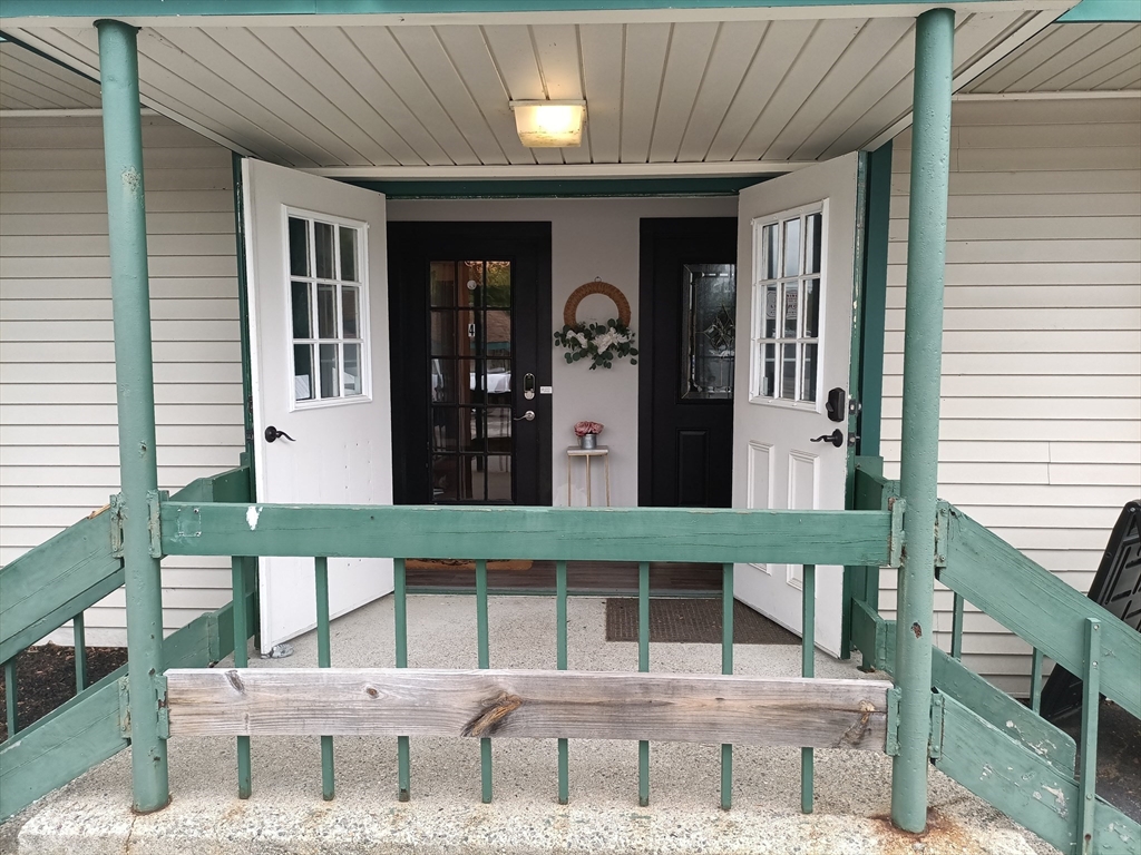 71 Main Street, Sturbridge, Massachusetts, ,Commercial Lease,For Rent,Main Street,73387858