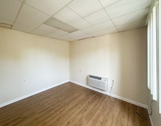 5 Mark Ln, Barnstable, Massachusetts, ,Commercial Lease,For Rent,Mark Ln,73388376