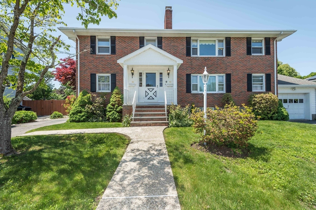 48-50 Lee St, Stoneham, Massachusetts, 6 Bedrooms Bedrooms, 11 Rooms Rooms,4 BathroomsBathrooms,Residential Income,For Sale,Lee St,73388404