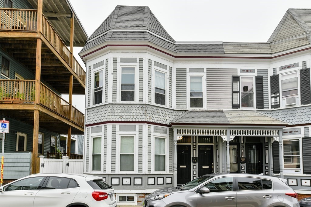 2-4 Monks St, Boston, Massachusetts, 2 Bedrooms Bedrooms, 6 Rooms Rooms,2 BathroomsBathrooms,Residential,For Sale,Monks St,73388934