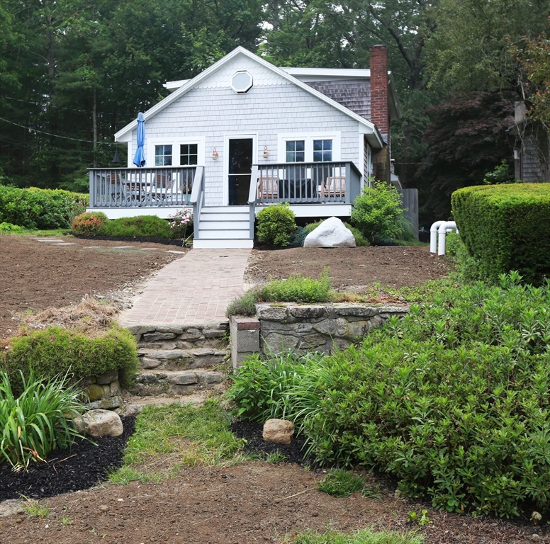 3 Waterview Dr, Lakeville, Massachusetts, 2 Bedrooms Bedrooms, 6 Rooms Rooms,1 BathroomBathrooms,Residential,For Sale,Waterview Dr,73389175
