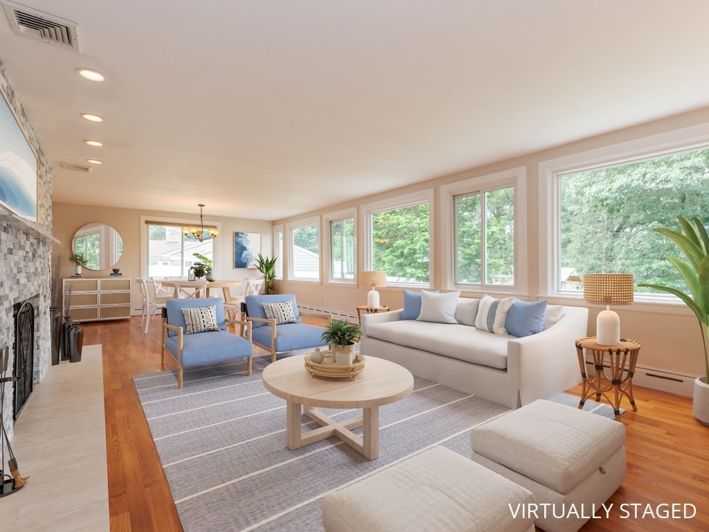 40 Lantern Road, Belmont, Massachusetts, 4 Bedrooms Bedrooms, 9 Rooms Rooms,3 BathroomsBathrooms,Residential Lease,For Rent,Lantern Road,73389486