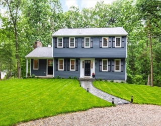 98 Old Forge Rd, Scituate, Massachusetts, 4 Bedrooms Bedrooms, 8 Rooms Rooms,2.5 BathroomsBathrooms,Residential,For Sale,Old Forge Rd,73389396