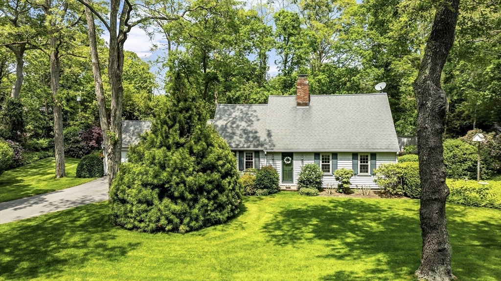 1 Jonathan Lane, Sandwich, Massachusetts, 3 Bedrooms Bedrooms, 7 Rooms Rooms,2 BathroomsBathrooms,Residential,For Sale,Jonathan Lane,73389528