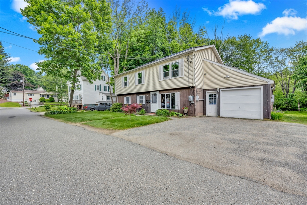 1 Dale St, Spencer, Massachusetts, 5 Bedrooms Bedrooms, 10 Rooms Rooms,2 BathroomsBathrooms,Residential Income,For Sale,Dale St,73389583