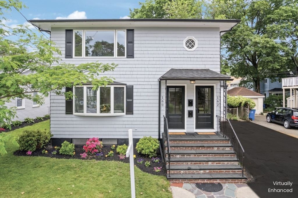 160-162 Waverley, Belmont, Massachusetts, 5 Bedrooms Bedrooms, 19 Rooms Rooms,5 BathroomsBathrooms,Residential Income,For Sale,Waverley,73389605