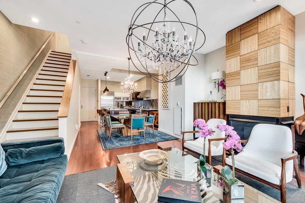 88 Kingston St, Boston, Massachusetts, 2 Bedrooms Bedrooms, 8 Rooms Rooms,2.5 BathroomsBathrooms,Residential Lease,For Rent,Kingston St,73390050