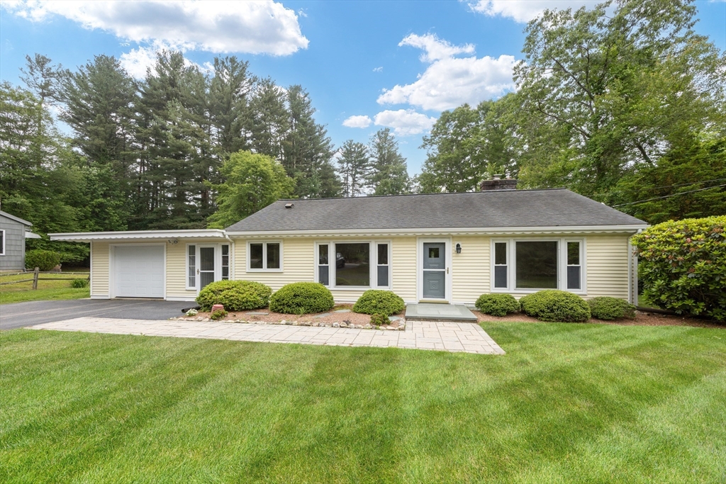 456 Prentice St., Holliston, Massachusetts, 3 Bedrooms Bedrooms, 6 Rooms Rooms,1 BathroomBathrooms,Residential,For Sale,Prentice St.,73389892