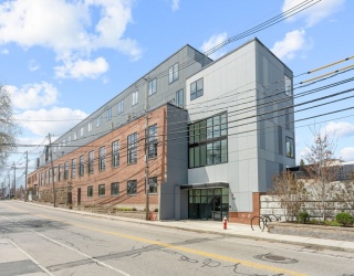 385 Pleasant St, Watertown, Massachusetts, ,Commercial Lease,For Rent,Pleasant St,73389902