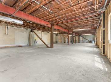 385 Pleasant St, Watertown, Massachusetts, ,Commercial Lease,For Rent,Pleasant St,73389902 385 Pleasant St, Watertown, Massachusetts, ,Commercial Lease,For Rent,Pleasant St,73389902