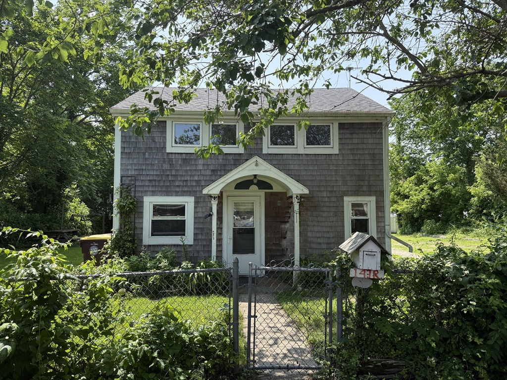 143 Rear South Main Street, Acushnet, Massachusetts, 2 Bedrooms Bedrooms, 4 Rooms Rooms,1 BathroomBathrooms,Residential,For Sale,Rear South Main Street,73389912