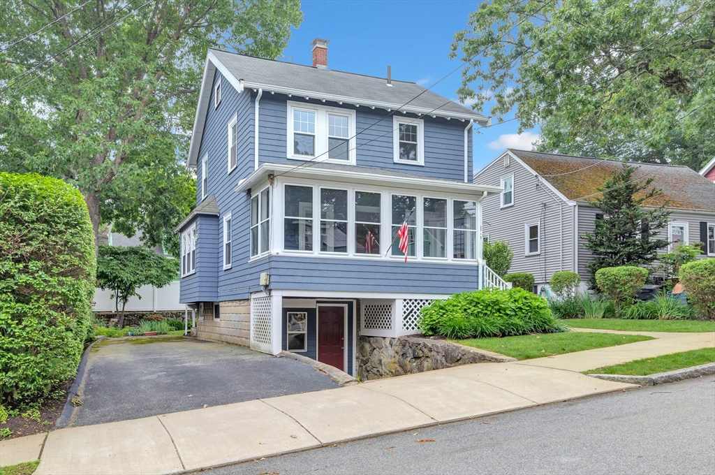 85 Sunset Rd, Arlington, Massachusetts, 3 Bedrooms Bedrooms, 6 Rooms Rooms,1.5 BathroomsBathrooms,Residential,For Sale,Sunset Rd,73389923