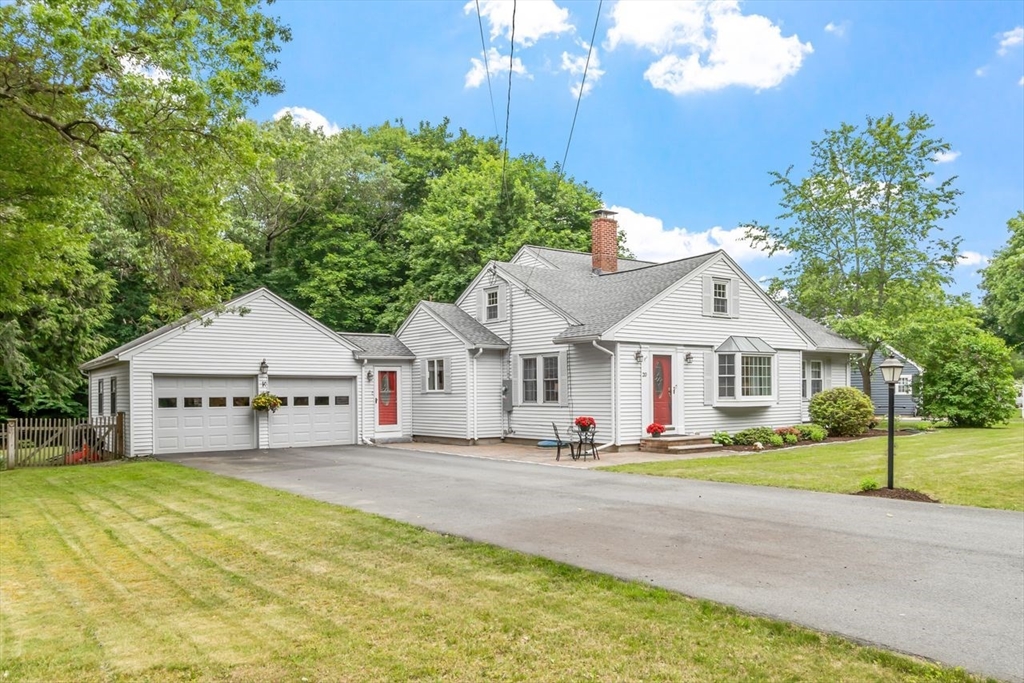 20 Chandler Road, Andover, Massachusetts, 4 Bedrooms Bedrooms, 9 Rooms Rooms,2 BathroomsBathrooms,Residential,For Sale,Chandler Road,73389938