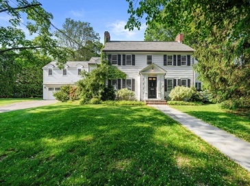 17 Montrose St, Newton, Massachusetts, 5 Bedrooms Bedrooms, 11 Rooms Rooms,6 BathroomsBathrooms,Residential Lease,For Rent,Montrose St,73389952 17 Montrose St, Newton, Massachusetts, 5 Bedrooms Bedrooms, 11 Rooms Rooms,6 BathroomsBathrooms,Residential Lease,For Rent,Montrose St,73389952