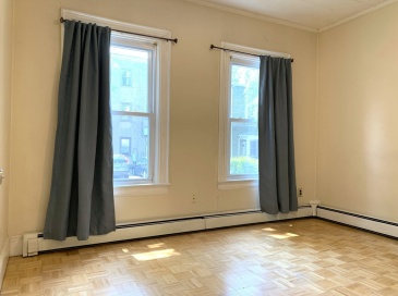 12 Evergreen Sq, Somerville, Massachusetts, 1 Bedroom Bedrooms, 3 Rooms Rooms,1 BathroomBathrooms,Residential Lease,For Rent,Evergreen Sq,73389977 12 Evergreen Sq, Somerville, Massachusetts, 1 Bedroom Bedrooms, 3 Rooms Rooms,1 BathroomBathrooms,Residential Lease,For Rent,Evergreen Sq,73389977