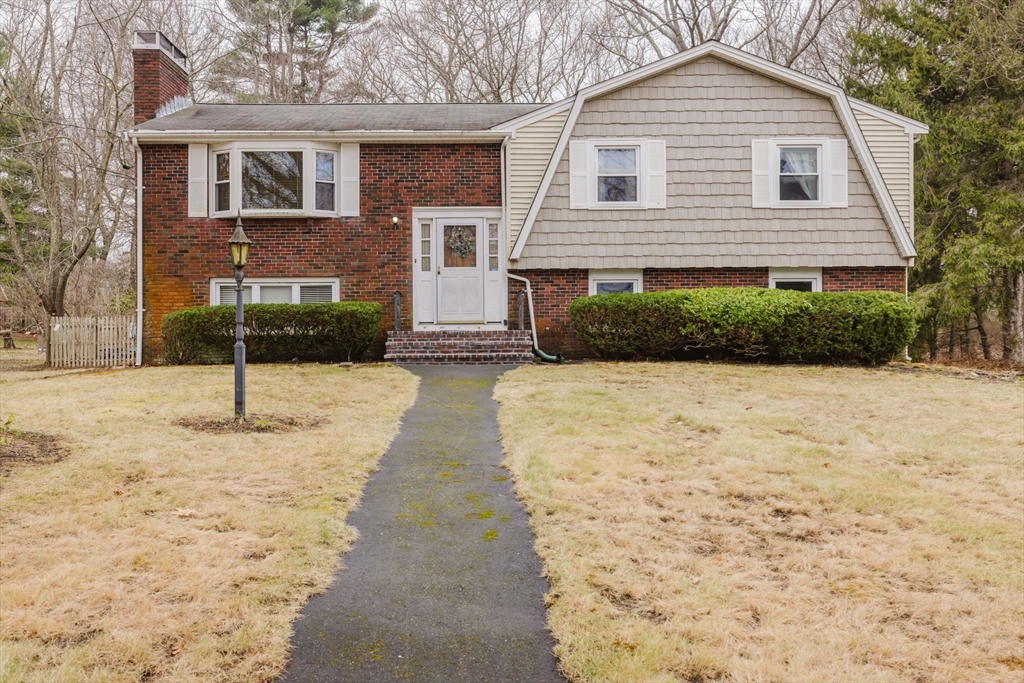 140 Power St, Taunton, Massachusetts, 4 Bedrooms Bedrooms, 7 Rooms Rooms,1.5 BathroomsBathrooms,Residential,For Sale,Power St,73390263