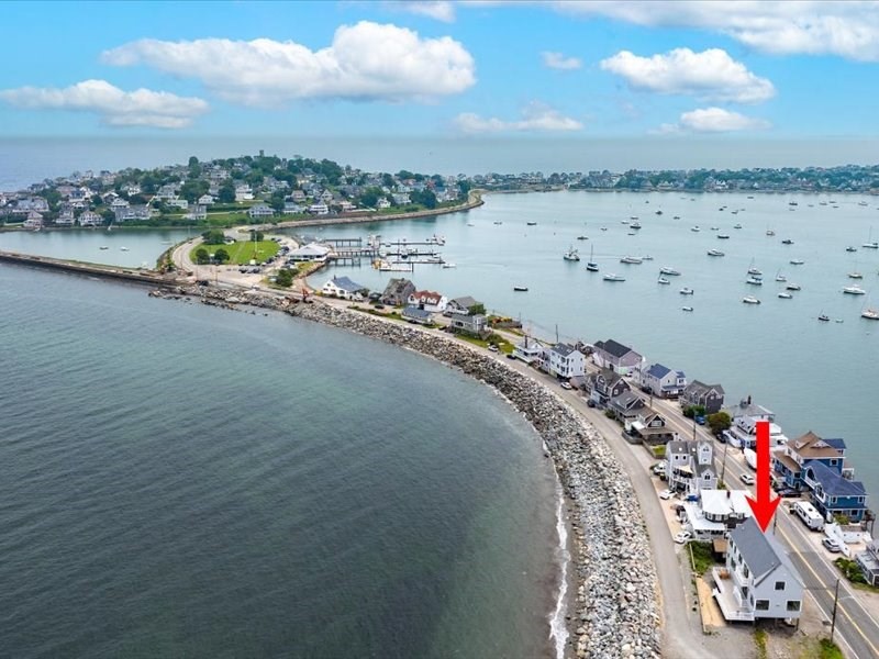 1092 Nantasket Ave, Hull, Massachusetts, 4 Bedrooms Bedrooms, 8 Rooms Rooms,3.5 BathroomsBathrooms,Residential,For Sale,Nantasket Ave,73390160